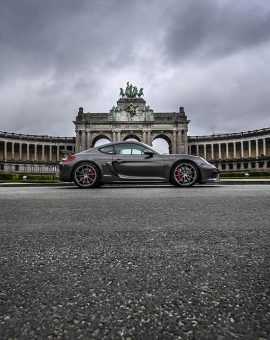 Voiture contemporaine