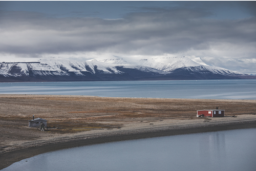 PHOTOGRAPHIE “TRAPPER’S CABIN”, SVALBARD
