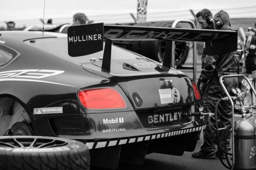 Tableau de voiture de course - Cars and Roses Bentley