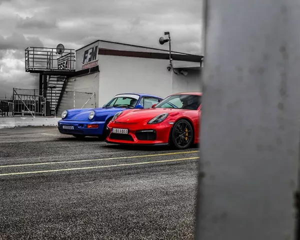 Tableau Contemporain Voiture Porsche GT4 Tableau contemporain Porsche GT4 art mural automobile, edition limitee