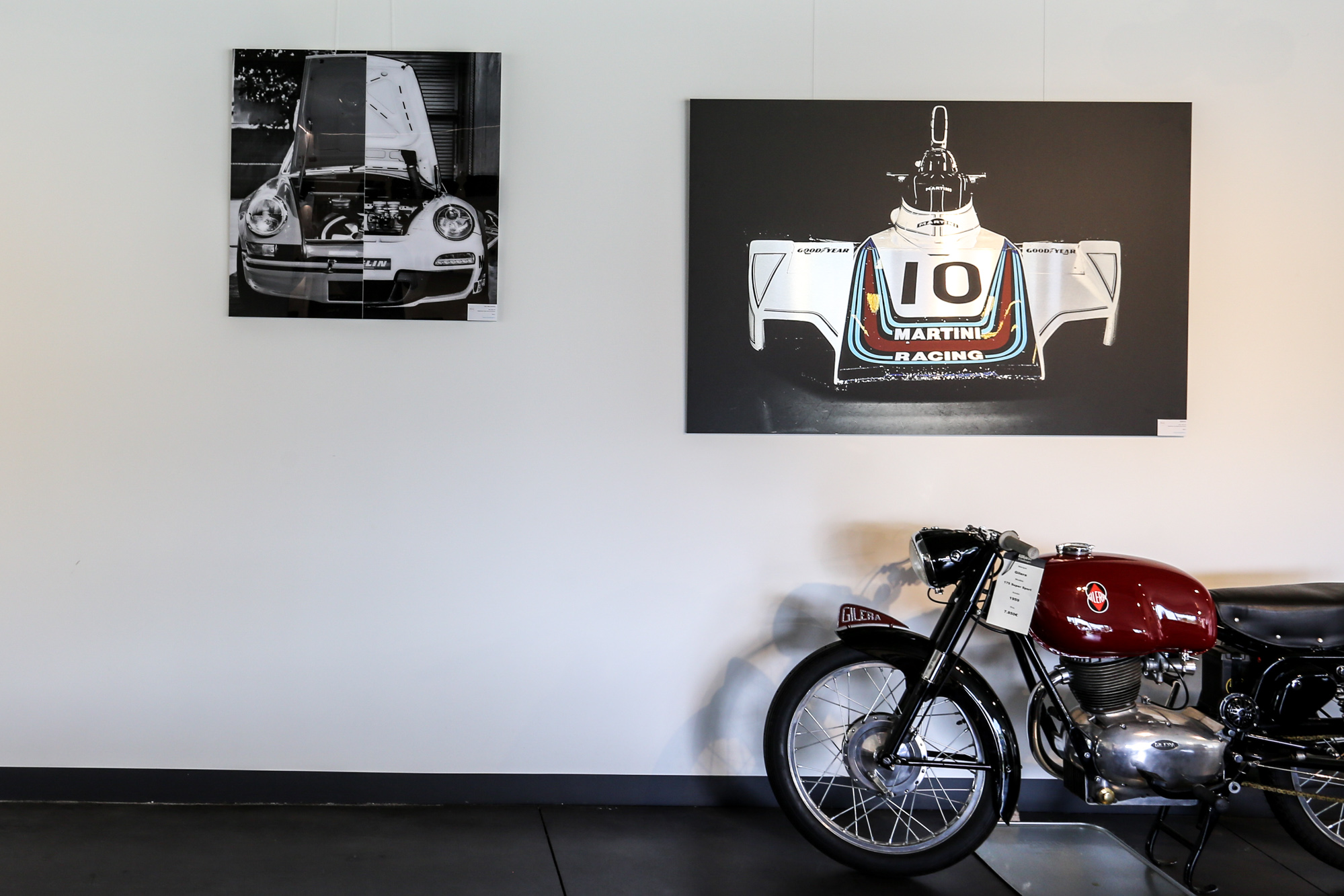 Tableaux Cars and Roses