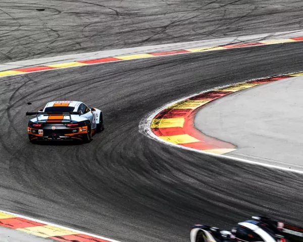 Tableau Photo Porsche de course Tableau photo Porsche de course automobile, edition limitee