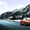 Création En Porsche à la Montagne Photographie Porsche sur route de montagne sinueuse, tirage art automobile edition limitee