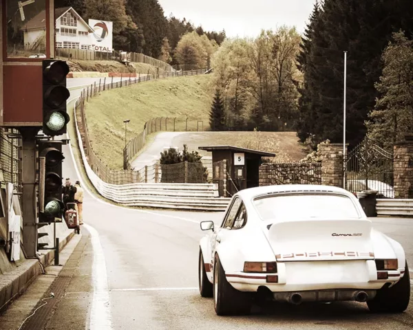 Photographie Porsche 911 Carrera RSR Photographie Porsche 911 Carrera RSR voiture de course, tirage art automobile edition limitee