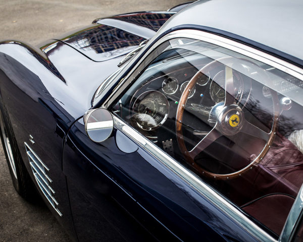 Photographies intérieur Ferrari