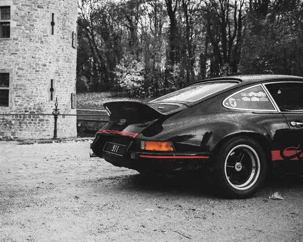 Photo Vieille Porsche Carrera RS Photographie vieille Porsche Carrera RS patinee, tirage art automobile edition limitee
