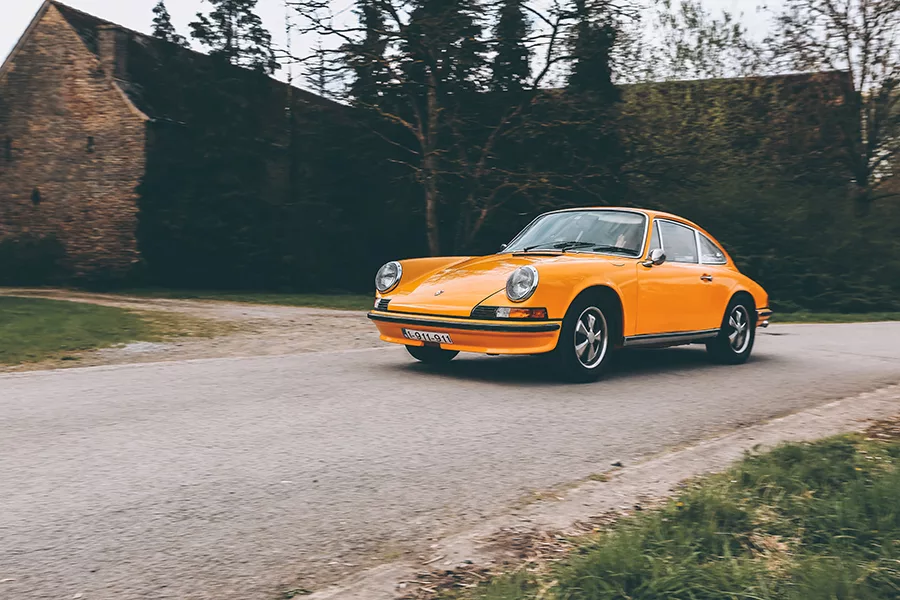 Photographie Porsche 911 orange vif, tirage art automobile edition limitee