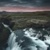 PHOTOGRAPHIE “CHUTE INCONNUE”, ISLANDE photographie chute eau inconnue Islande tirage art paysage nordique