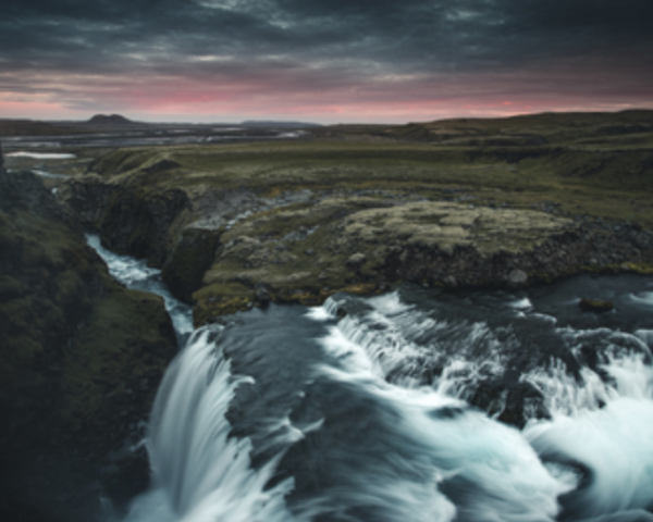 PHOTOGRAPHIE “CHUTE INCONNUE”, ISLANDE