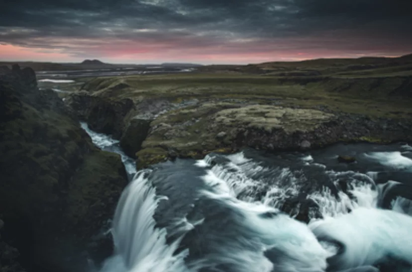 photographie chute eau inconnue Islande tirage art paysage nordique