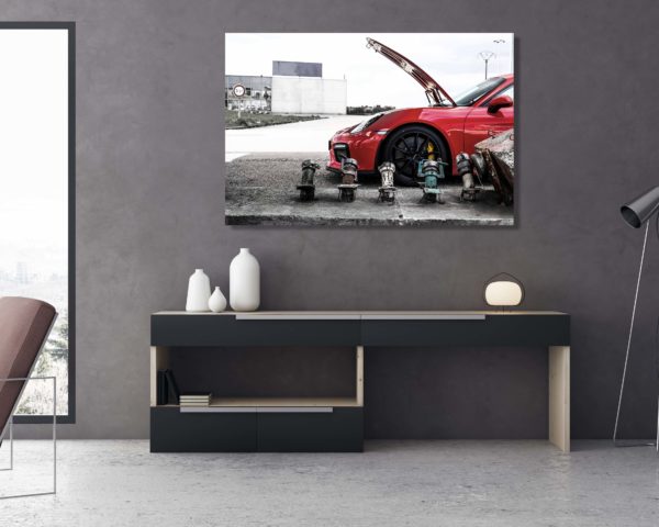 Photographie Porsche GT4 à la pompe à essence