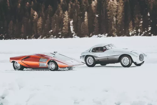Photographie Lancia Stratos et Ferrari Uovo Photographie Lancia Stratos et Ferrari Uovo