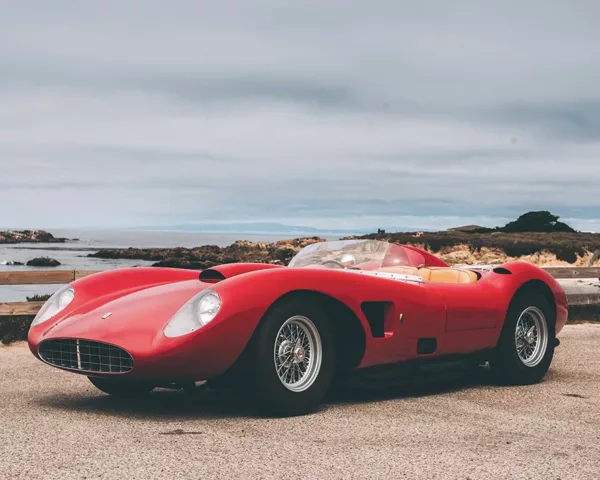 Photographies Ferrari Testa Rossa Photographie Ferrari Testarossa limitée – Icône des années 80 à Maranello