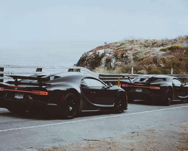 Photographie Bugatti Chiron Sport Bugatti Chiron Sport noir Big Sur photographie fine art edition limitee | Cars and Roses