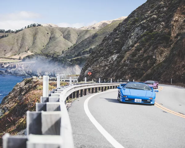 Photographie Lamborghini Diablo acific Coast Highway Lamborghini Diablo bleue Pacific Coast Highway photographie fine art edition limitee Cars and Roses
