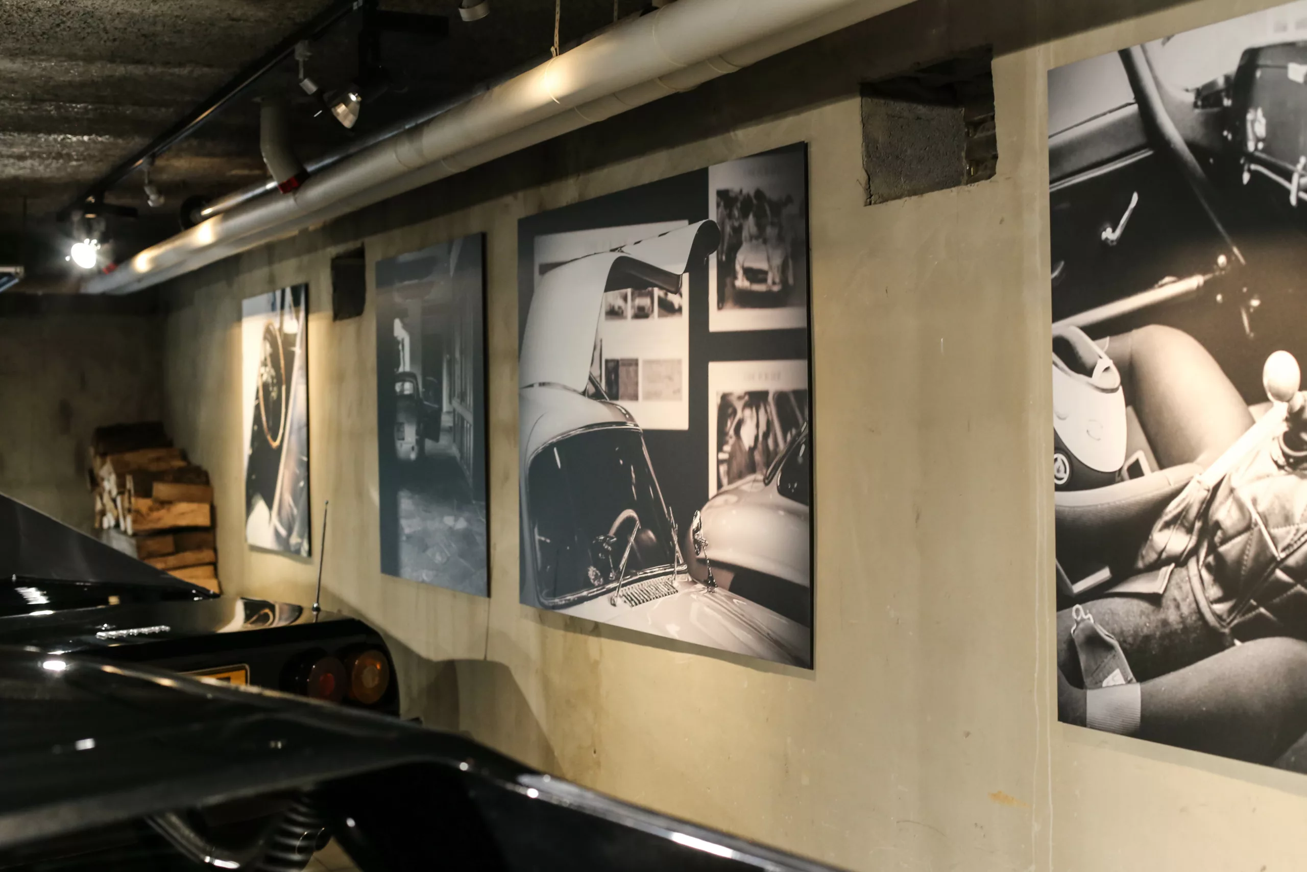 Œuvre Cars and Roses installée chez un client – impression fine art