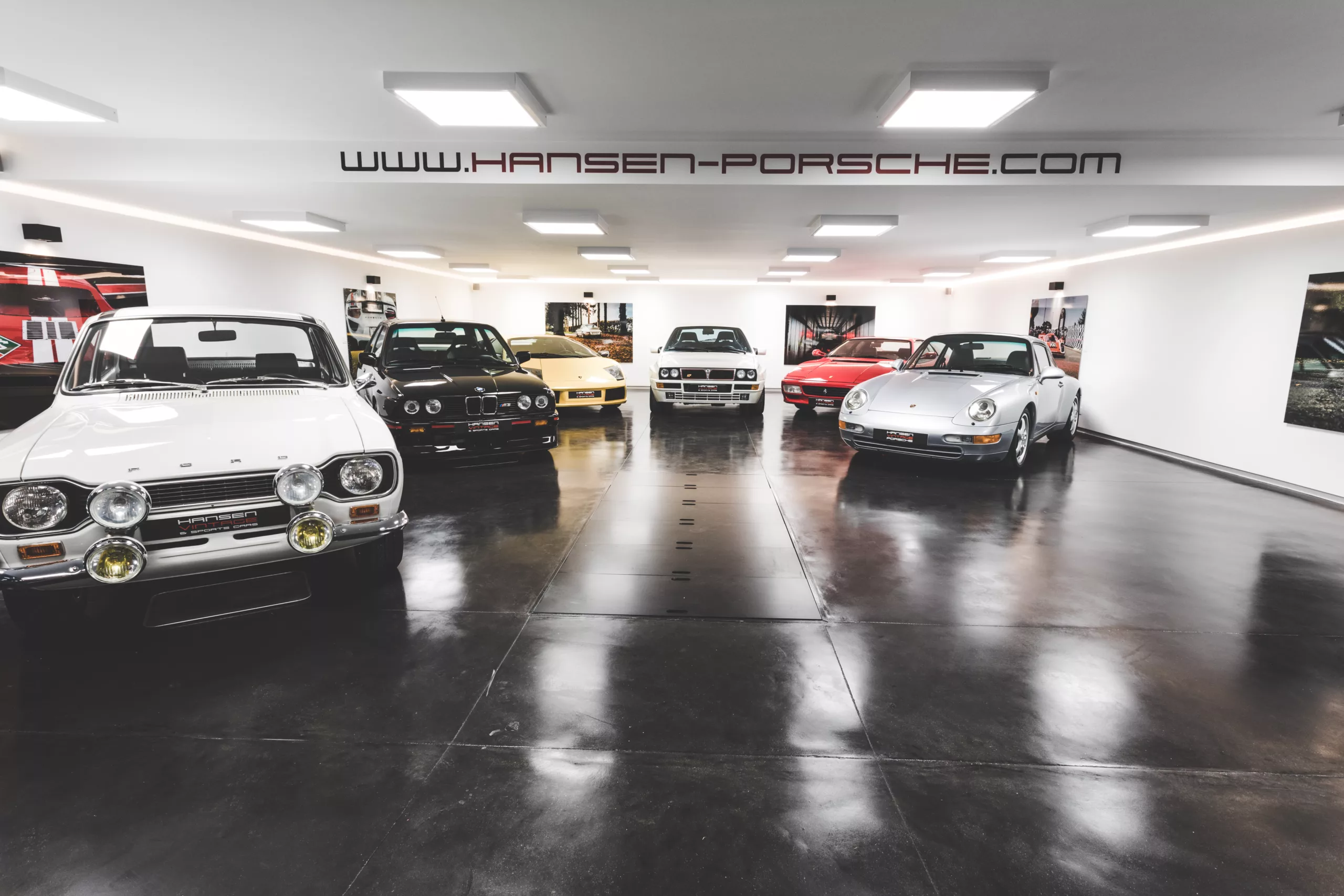 Œuvre Cars and Roses installée chez un client – impression fine art
