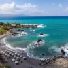 Crete Turquoise Bay - baie turquoise en Crete Baie turquoise et rochers volcaniques en Crète, Grèce - photographie fine art