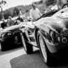 photographie-voitures-de-course-anciennes-paddock-numero-33-noir-et-blanc Voitures de course anciennes dans le paddock, numéro 33 — photographie d’art noir et blanc en édition limitée