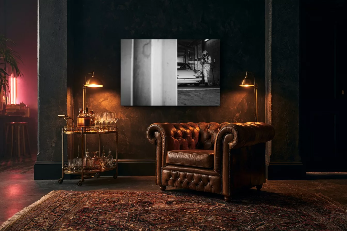 Tableau Porsche 911 noir et blanc dans un loft