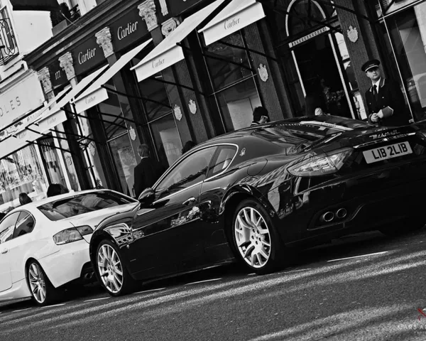 photo maserati chez cartier voiture sport art tirage edition limitee