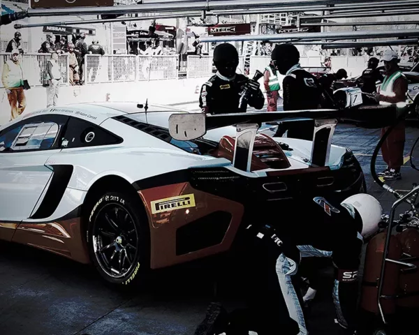 McLaren Mp4 - Pit Lane Blancpain Series #01 Prints photo mclaren mp4 inspection voiture course art tirage edition limitee
