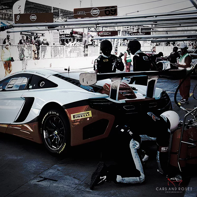 photo mclaren mp4 inspection voiture course art tirage edition limitee