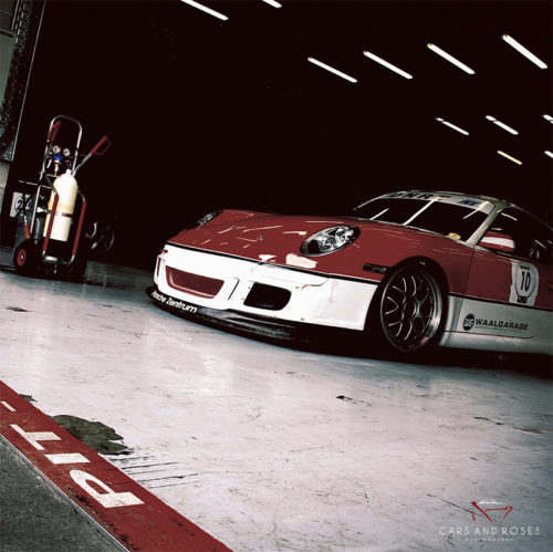 PORSCHE 911 GT3 WITH THE PIT LANE MARK. SMALL