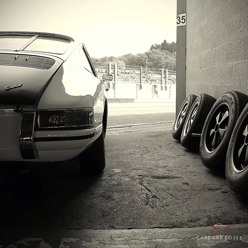 photo noir et blanc porsche 911 à spa tirage art automobile edition limitee