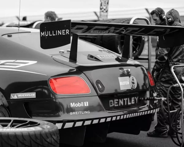 Tableau de voiture de course - Cars and Roses Bentley tableau bentley gt3 voiture course art tirage edition limitee