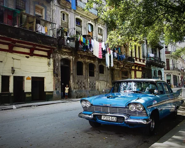 Tableau de voiture rue cuba toile automobile cuba voiture américaine art tirage edition limitee